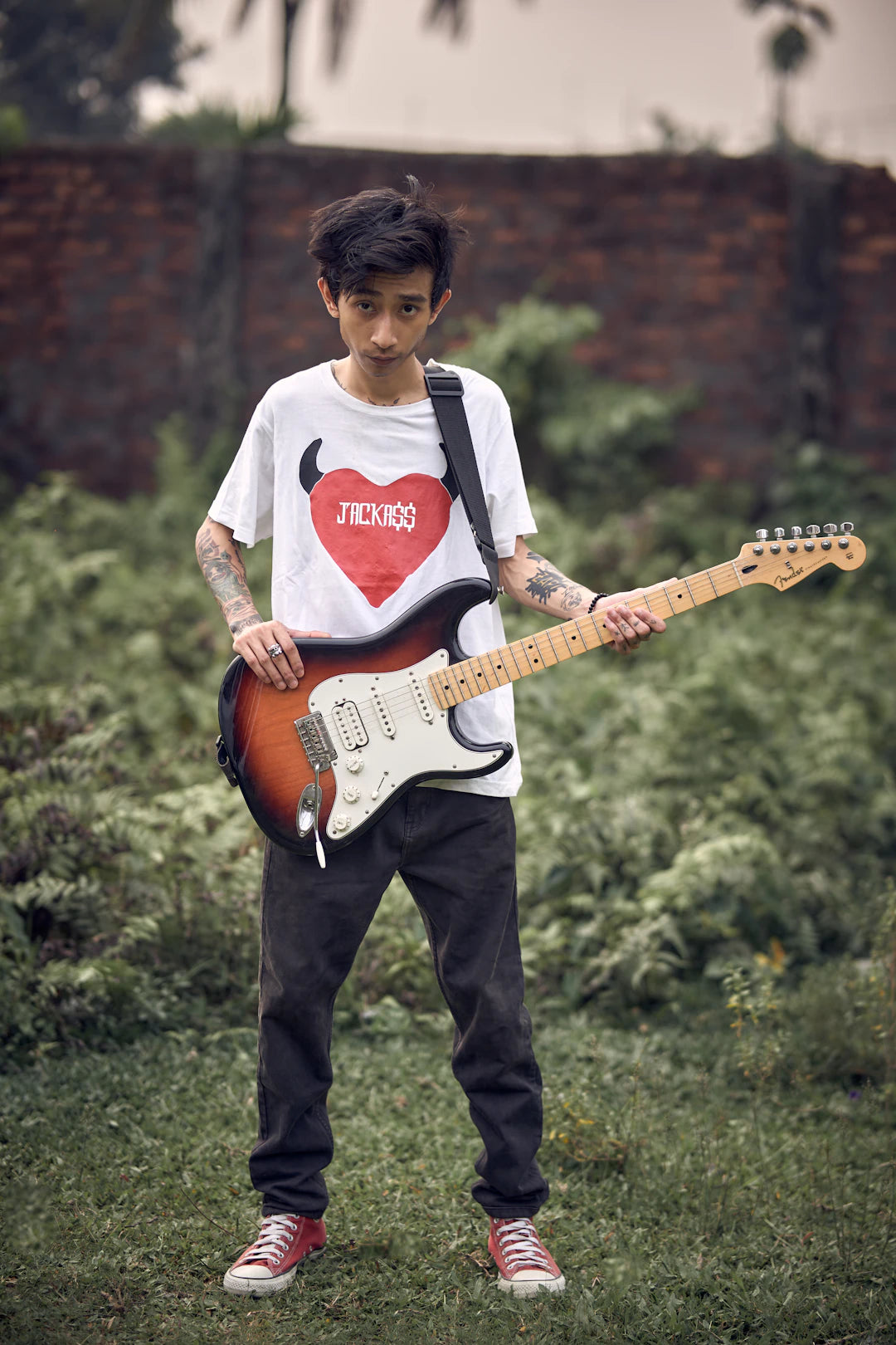 Graphic Tees for Guitar Enthusiasts: Wear Your Passion