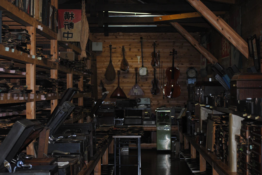 Mass Production vs. Boutique Guitar Manufacturing